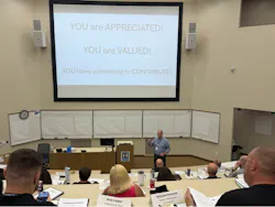 A Leadership 2.0 classroom session focused on agile leadership, adaptability, and organizational performance.