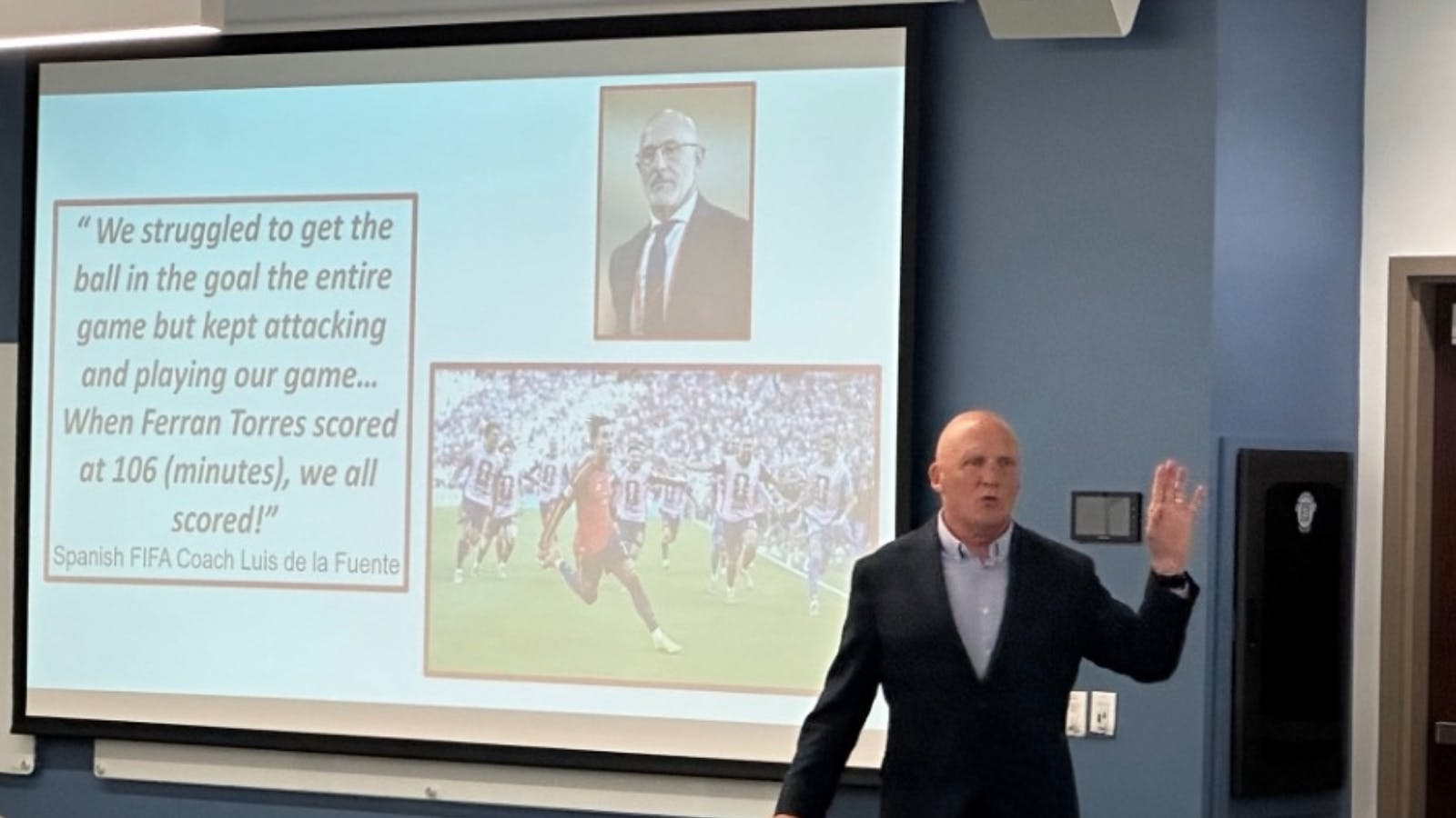 A slide from Clint Longenecker's session at Leadership 2.0 emphasized that leaders are works in progress and that character, learning, and adaptability matter.