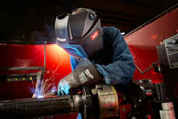 BOLT Auto-Darkening Welding Hood