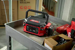 M18 Jobsite Lunch Warmer