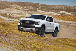 2026_ford_ranger_xlt_oxford_white